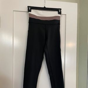 DYI Define Your Inspiration black leggings